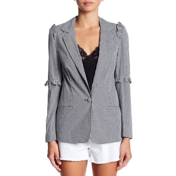 ❣️TOPSHOP Gingham Ruffle Blazer - Picture 3 of 8